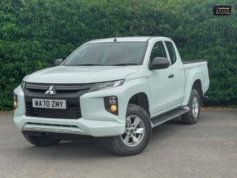Mitsubishi L200 Crew Cab 4X4 Di-D 4Life Air Con Alloys Tow Bar EURO 6 NO VAT
