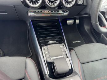 Mercedes-Benz EQA EQA 250 66KWH AMG Line Premium Auto Electric PAN ROOF/PARKTRONIC