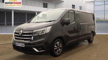 Renault Trafic AUTO LWB L2H1 Ll30 Sport Plus Air Con Cam Nav Sensors EURO 6