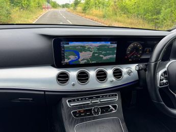 Mercedes-Benz E Class E220 D SE Auto Diesel Estate DIGITAL DASH/PARKTRONIC/LEATHER/SAT