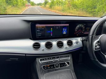 Mercedes-Benz E Class E220 D SE Auto Diesel Estate DIGITAL DASH/PARKTRONIC/LEATHER/SAT