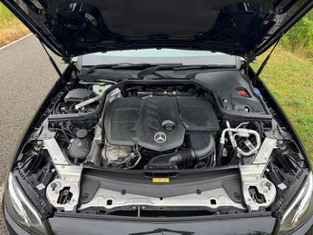 Mercedes-Benz E Class E220 D SE Auto Diesel Estate DIGITAL DASH/PARKTRONIC/LEATHER/SAT