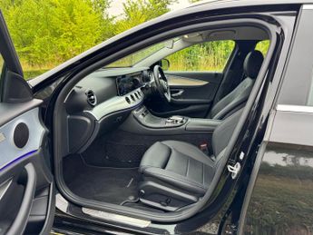 Mercedes-Benz E Class E220 D SE Auto Diesel Estate DIGITAL DASH/PARKTRONIC/LEATHER/SAT