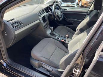 Volkswagen Golf 1.6 TDI MATCH BLUEMOTION TECHNOLOGY DSG