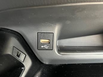 Toyota C-HR 1.8 HYBRID EXCEL AUTOMATIC