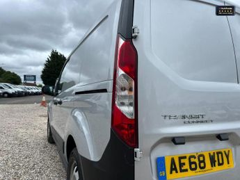 Ford Transit Connect AUTO SWB L1H1 220 Base Air Con Sensors EURO 6 NO VAT