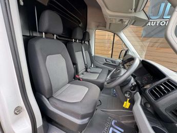 Volkswagen Crafter 2.0 Crafter CR35 Startline TDI Auto