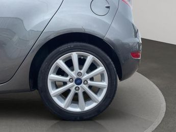 Ford Fiesta 1.0T EcoBoost Titanium Euro 6 (s/s) 5dr