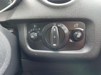Ford Fiesta 1.0T EcoBoost Titanium Euro 6 (s/s) 5dr