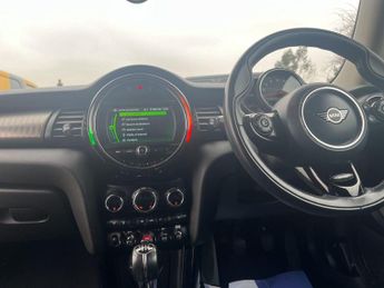 Mini Hatch 1.5 Cooper Exclusive Euro 6 (s/s) 3dr