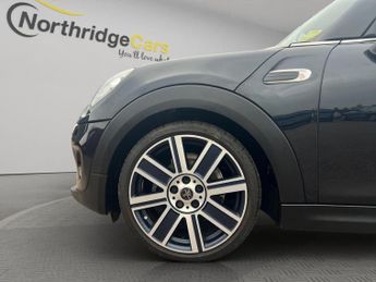 Mini Hatch 1.5 Cooper Exclusive Euro 6 (s/s) 3dr
