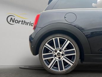 Mini Hatch 1.5 Cooper Exclusive Euro 6 (s/s) 3dr