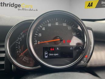Mini Hatch 1.5 Cooper Exclusive Euro 6 (s/s) 3dr