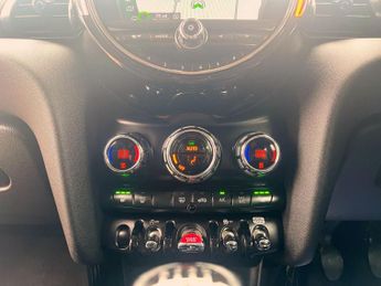 Mini Hatch 1.5 Cooper Exclusive Euro 6 (s/s) 3dr