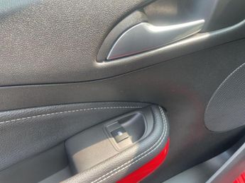 Vauxhall Adam 1.2i Griffin Euro 6 3dr