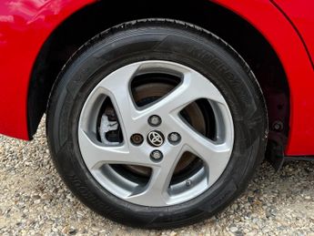 Toyota Yaris VVT-I ICON M-DRIVE S TSS