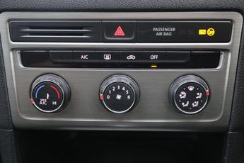 Volkswagen Golf SV SE TSI DSG