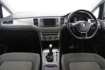 Volkswagen Golf SV SE TSI DSG