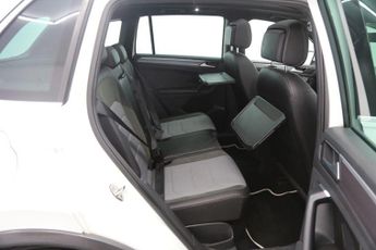 Volkswagen Tiguan R-LINE TDI BMT 4MOTION DSG