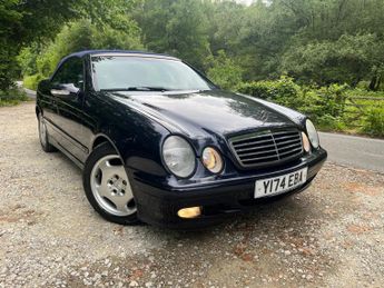 Mercedes CLK CLK230 KOMPRESSOR ELEGANCE CONVERTIBLE.