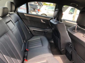 Mercedes-Benz E Class E220 CDI SE automatic, just 63,000m FSH, £35 tax, leather, nav, 