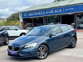 Volvo V40 T2 MOMENTUM NAV PLUS
