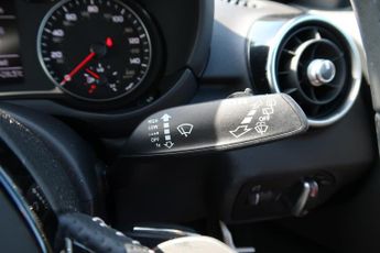 Audi A1 SPORTBACK TFSI S LINE NAV