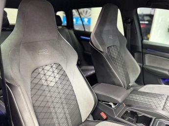 Volkswagen Golf Golf R-Line Estate 1 Automatic Diesel