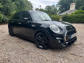 MINI Hatch 1.5 Cooper Sport Steptronic Euro 6 (s/s) 5dr