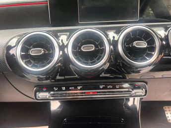 Mercedes-Benz A Class 1.3 A200 AMG Line 7G-DCT Euro 6 (s/s) 5dr