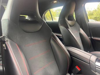 Mercedes-Benz A Class 1.3 A200 AMG Line 7G-DCT Euro 6 (s/s) 5dr