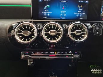 Mercedes-Benz A Class 1.4 A 200 AMG LINE PREMIUM