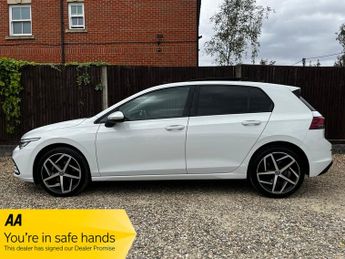 Volkswagen Golf LIFE TSI