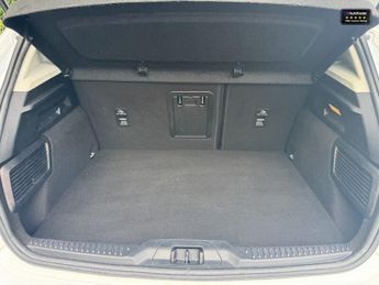 Ford Focus EcoBoost Vignale Hatchback 5dr Petrol Auto Euro 6 (s/s) (125 ps)