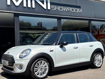 MINI Hatch Cooper 1.5 Automatic Pepper Media XL 5 door - SAT NAV + 17'' ALL