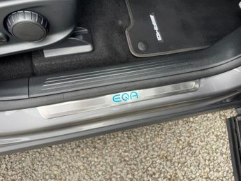 Mercedes-Benz EQA EQA 250 66KWH AMG Line Premium Auto Electric PAN ROOF/PARKTRONIC