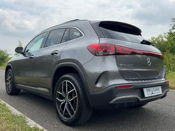 Mercedes-Benz EQA EQA 250 66KWH AMG Line Premium Auto Electric PAN ROOF/PARKTRONIC