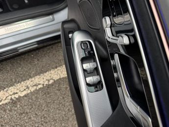 Mercedes-Benz EQE EQE 300 AMG Line Premium 90 KWH Auto Electric PAN ROOF/DISTRONIC