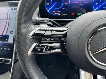 Mercedes-Benz EQE EQE 300 AMG Line Premium 90 KWH Auto Electric PAN ROOF/DISTRONIC