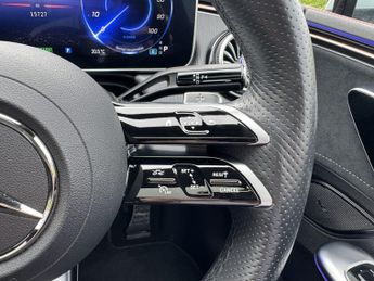 Mercedes-Benz EQE EQE 300 AMG Line Premium 90 KWH Auto Electric PAN ROOF/DISTRONIC