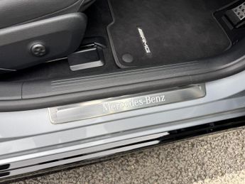 Mercedes-Benz EQE EQE 300 AMG Line Premium 90 KWH Auto Electric PAN ROOF/DISTRONIC