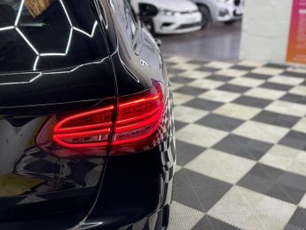 Mercedes-Benz C Class 2.0 C300d AMG Line (Premium Plus) G-Tronic+ Euro 6 (s/s) 5dr