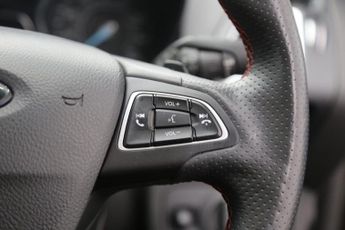 Ford Kuga ST-LINE EDITION TDCI