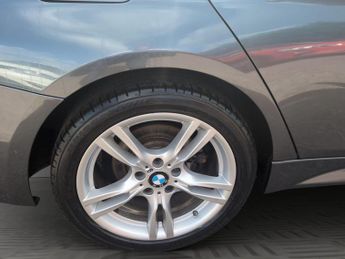 BMW 3 Series 2.0 320d M Sport Touring Auto xDrive Euro 5 (s/s) 5dr