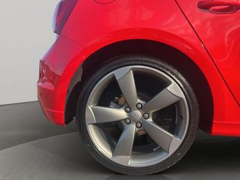 Audi A1 1.4 TFSI Black Edition Sportback S Tronic Euro 5 5dr