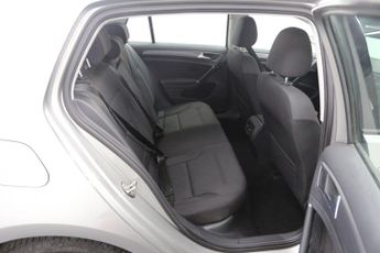 Volkswagen Golf E-GOLF