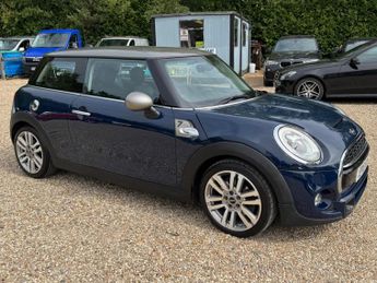 Mini Hatch 2.0 Cooper S Auto Euro 6 (s/s) 3dr