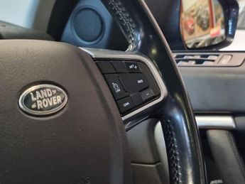 Land Rover Discovery Sport TD4 HSE