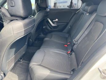 Mercedes-Benz A Class 1.5 A180d Sport (Executive) 7G-DCT Euro 6 (s/s) 5dr