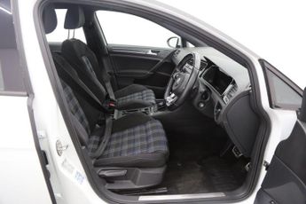 Volkswagen Golf 1.4 TSI 8.7kWh GTE DSG Euro 6 (s/s) 5dr